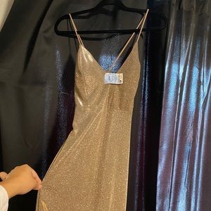 NWT! New golden shimmery dress 💫